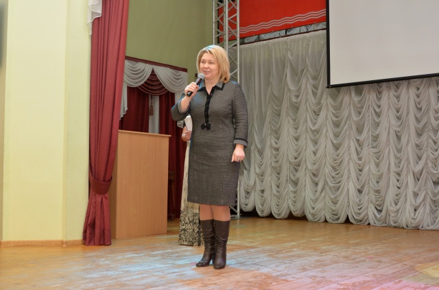 Ирина Сидорина поздравила солдатских матерей с приближающимся Днем матери