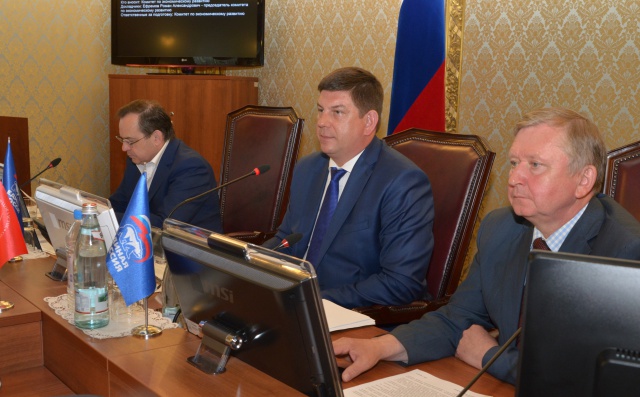 Депутаты выйдут с законодательной инициативой в Государственную Думу РФ