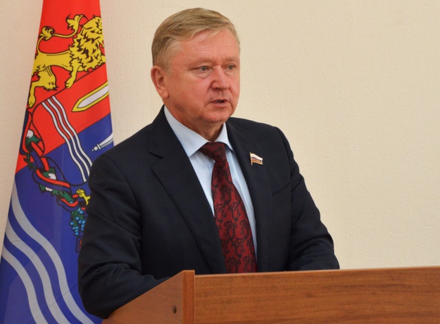Владимир Гришин получил благодарность от жителей