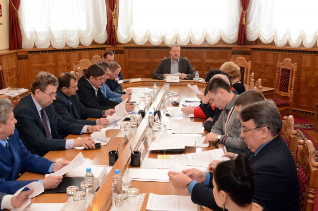 Комитет по экономическому развитию одобрил изменения областного бюджета