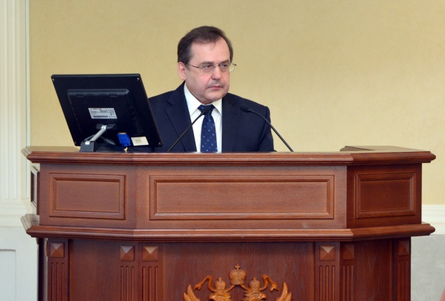 Анатолий Буров выступил на заседании регионального Правительства