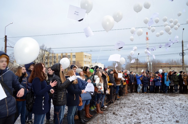 В областном центре прошла акция памяти жертв ДТП