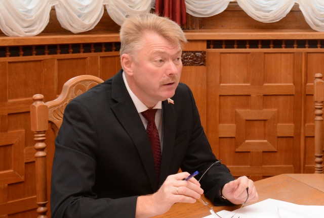 Члены комитета по местному самоуправлению рассмотрели изменения областного законодательства
