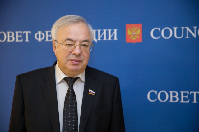 На 423-м заседании Совета Федерации рассмотрено 49 вопросов