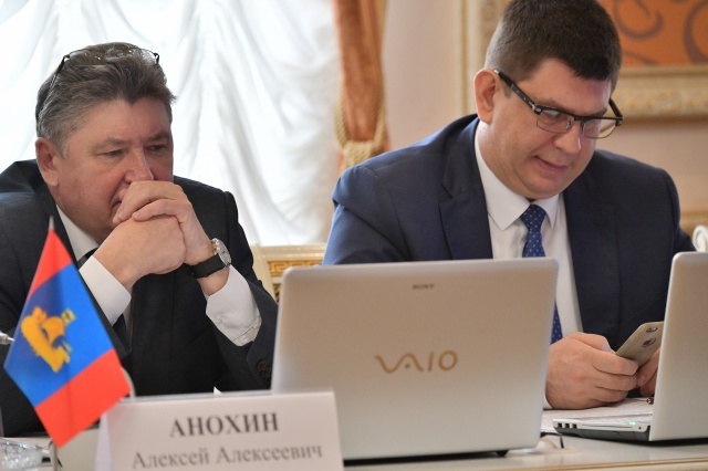  Виктор Смирнов принял участие в заседании совета законодателей ЦФО РФ