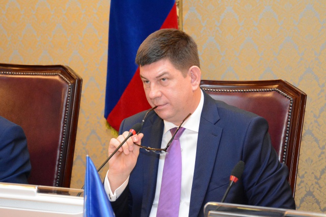 Дефицит областного бюджета сокращен на 210 млн рублей