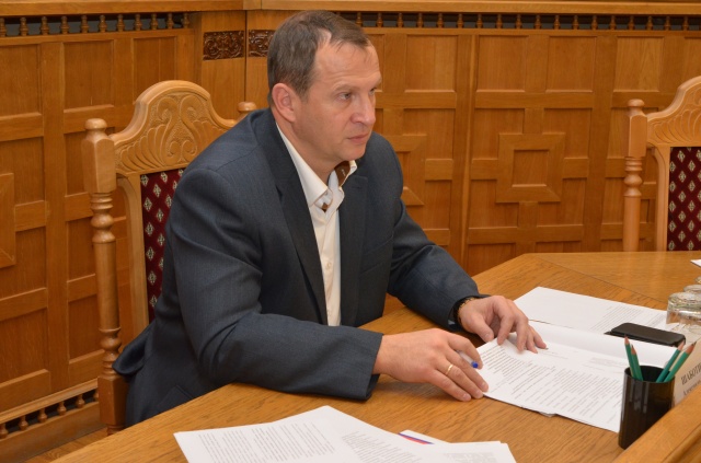 Комитет по ЖКХ рассмотрел проект областного бюджета