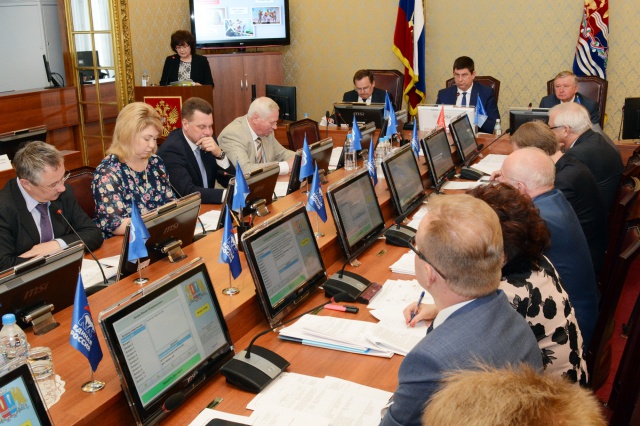 Внесены изменения в региональное земельное законодательство