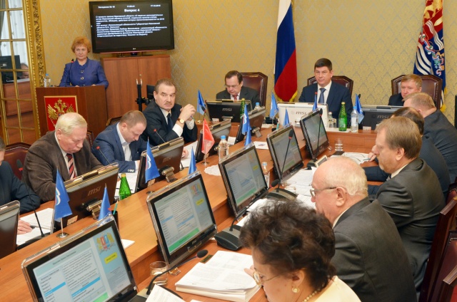 Утвержден областной бюджет на 2016 год