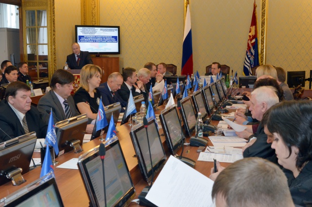 Открылась весенняя сессия регионального парламента