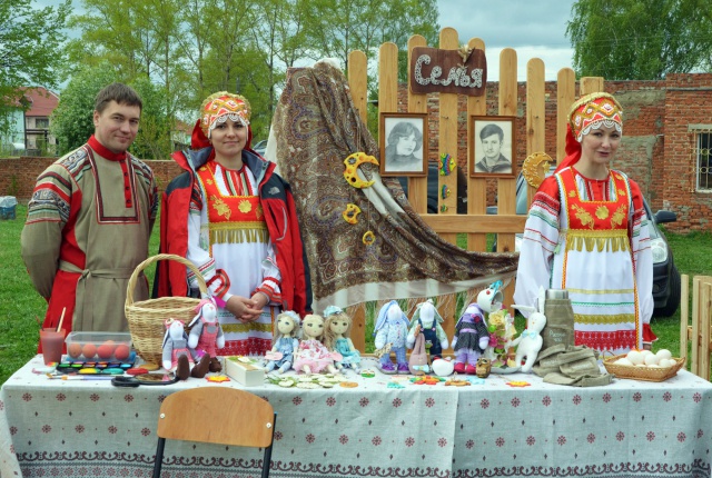 Фестиваль семейного творчества состоялся в Наволоках